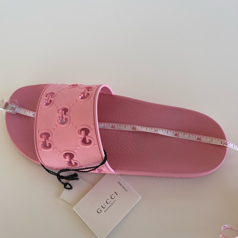 Gucci Pursuit GG Slide Sandals - Picture 10 of 11